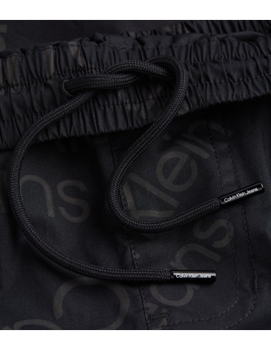 Calvin Klein Jeans - Pantalón Corto Logo AOP Woven