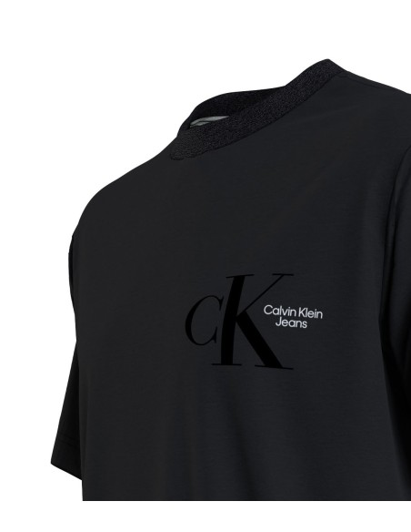 Calvin Klein Jeans - Camiseta Dynamic Back Graphic