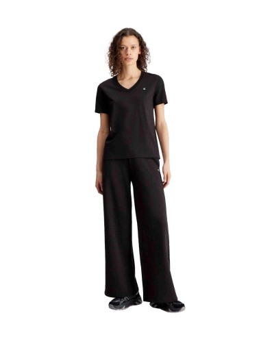 Calvin Klein - Camisetas Ck Embro Badge V-Neck Tee