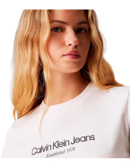 Calvin Klein - Camisetas Institutional Graphic Bab