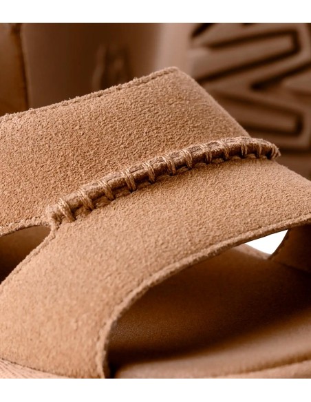 UGG® - Sandalias New Heights