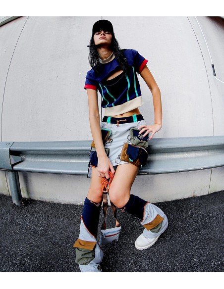 Mod Wave Movement - Crop-Top Technical