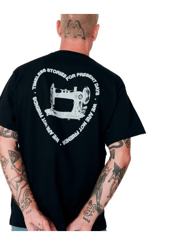 We Are Not Friends - Camiseta Sewing