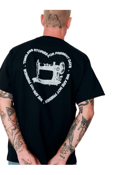 We Are Not Friends - Camiseta Sewing